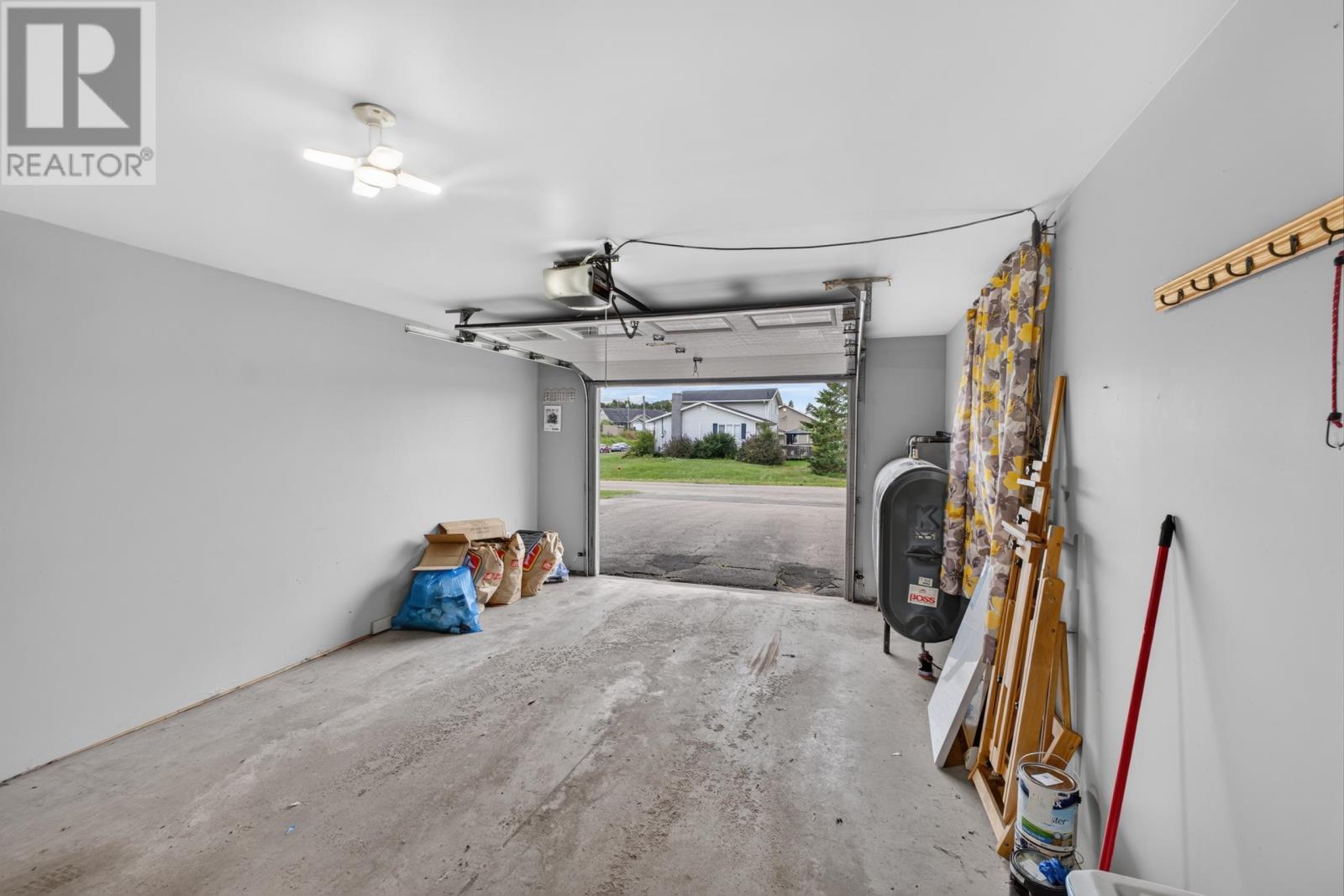 28 Heatherway Drive Property Photo 34