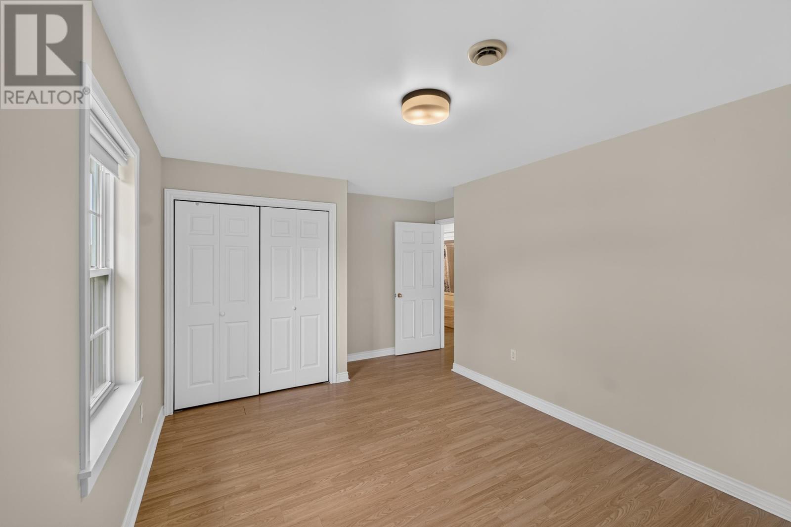 28 Heatherway Drive Property Photo 38