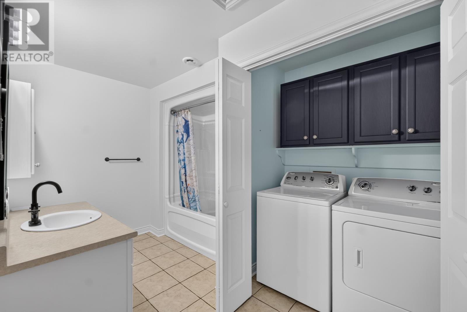 28 Heatherway Drive Property Photo 43