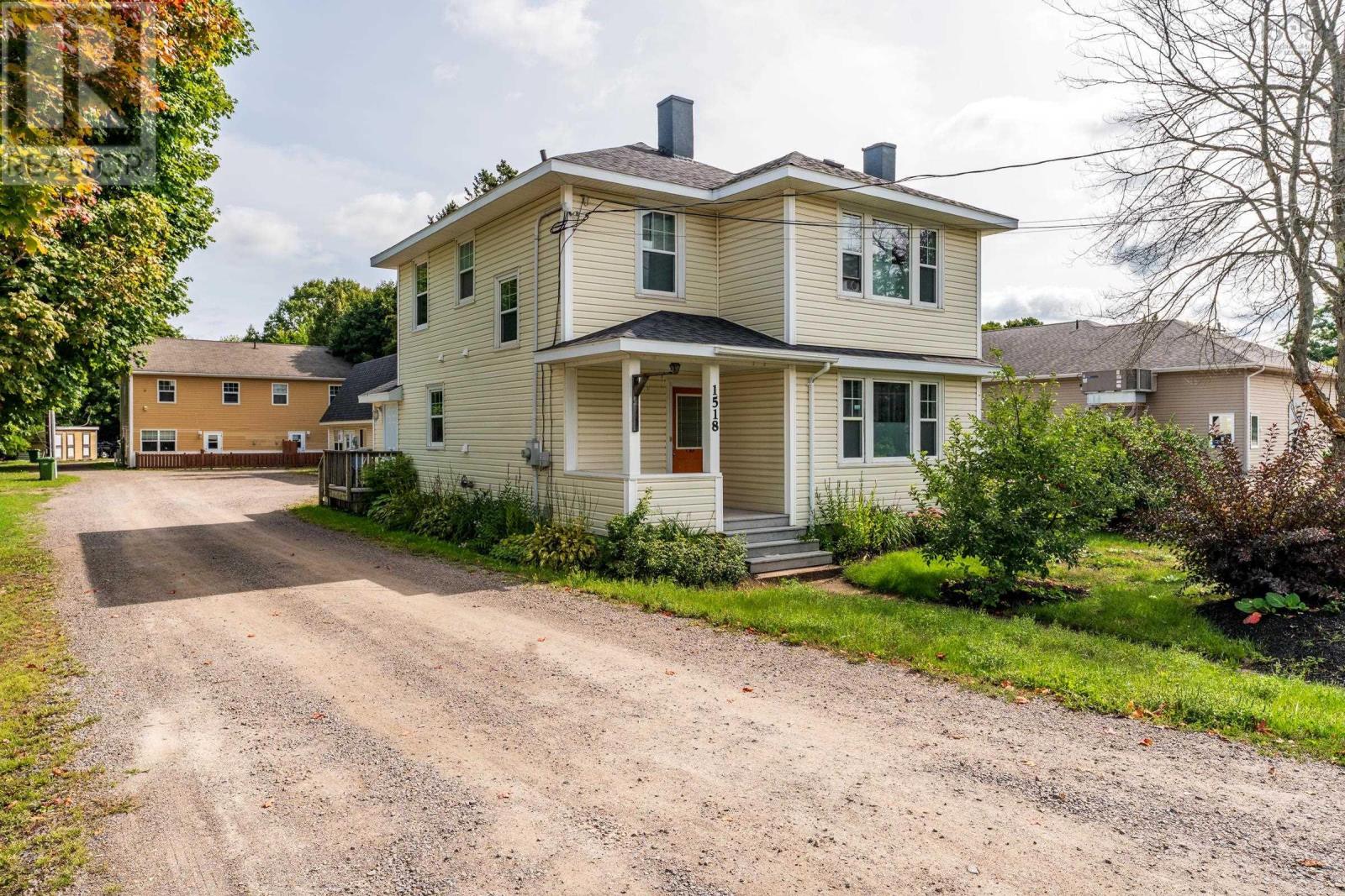 1518/1520 Bridge Street Street Property Photo 11