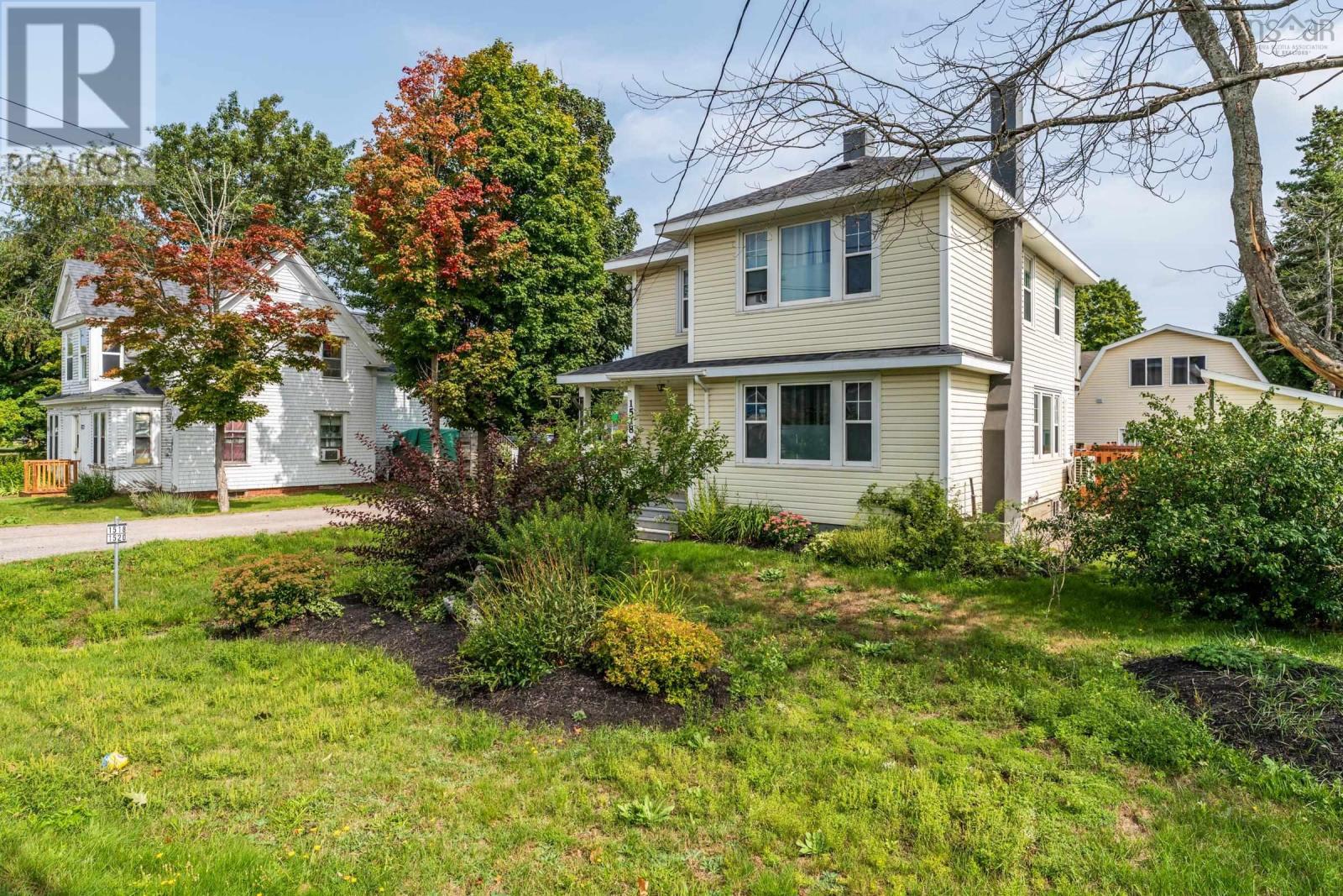 1518/1520 Bridge Street Street Property Photo 26