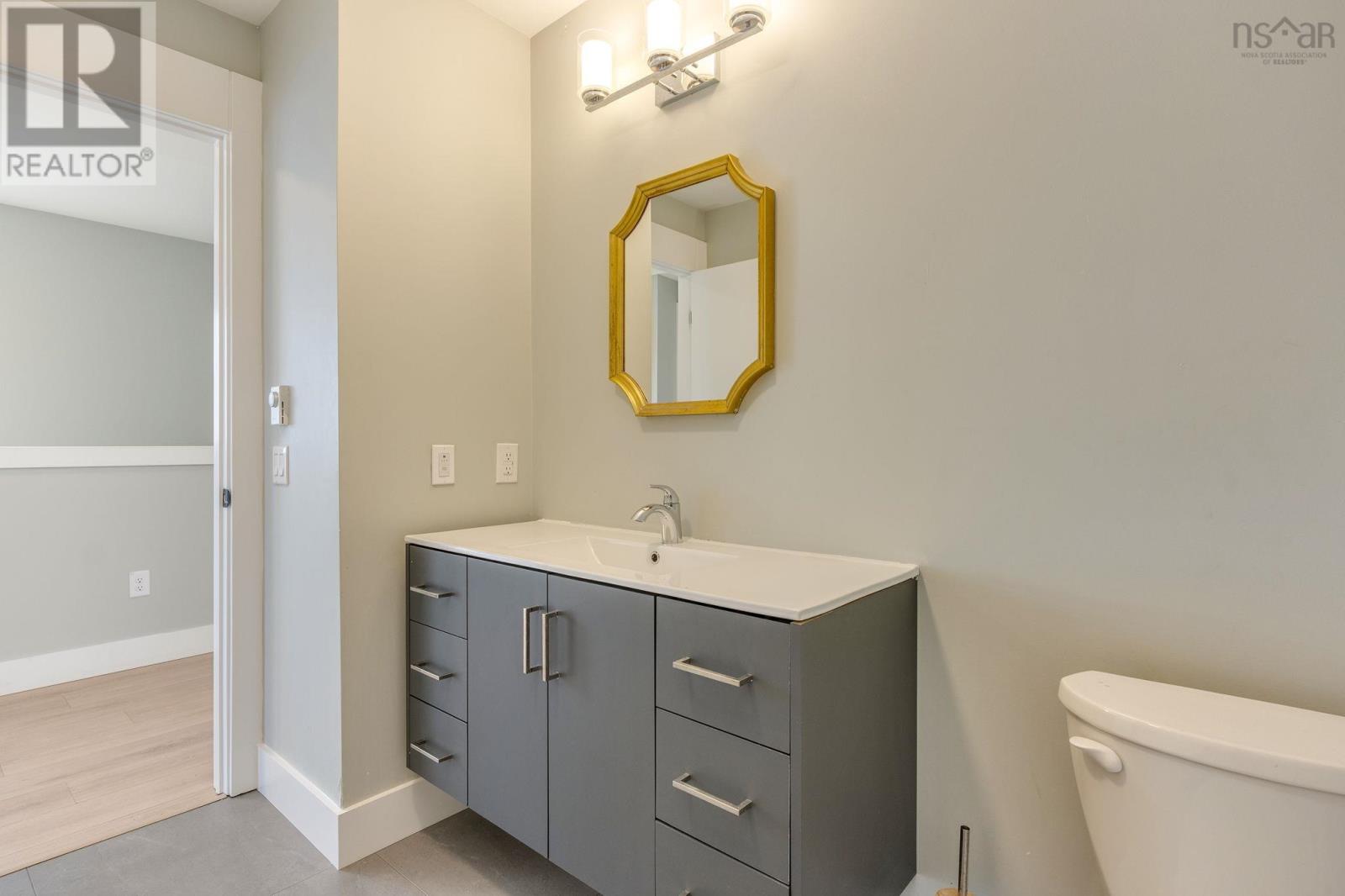 78 Honeygold Drive Property Photo 44