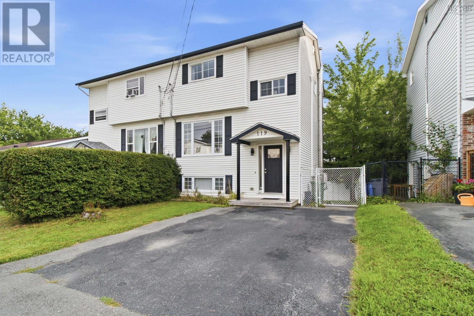 119 Waterwheel Crescent