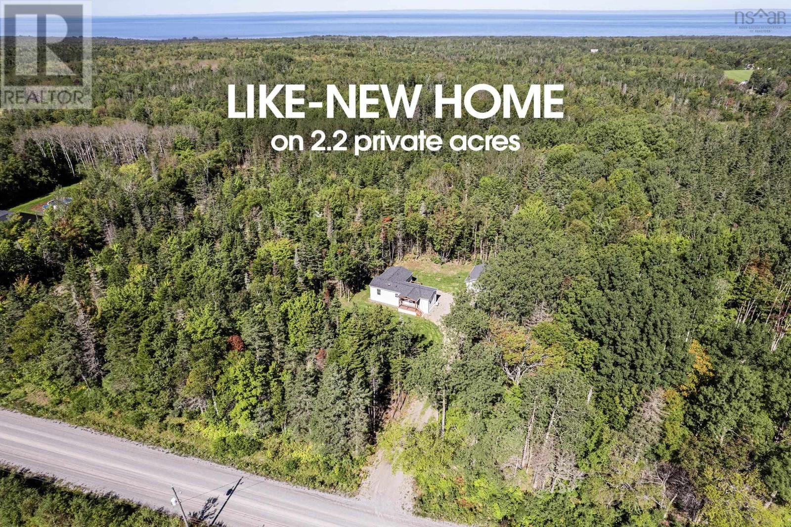975 Forest Glade Road Property Photo 1