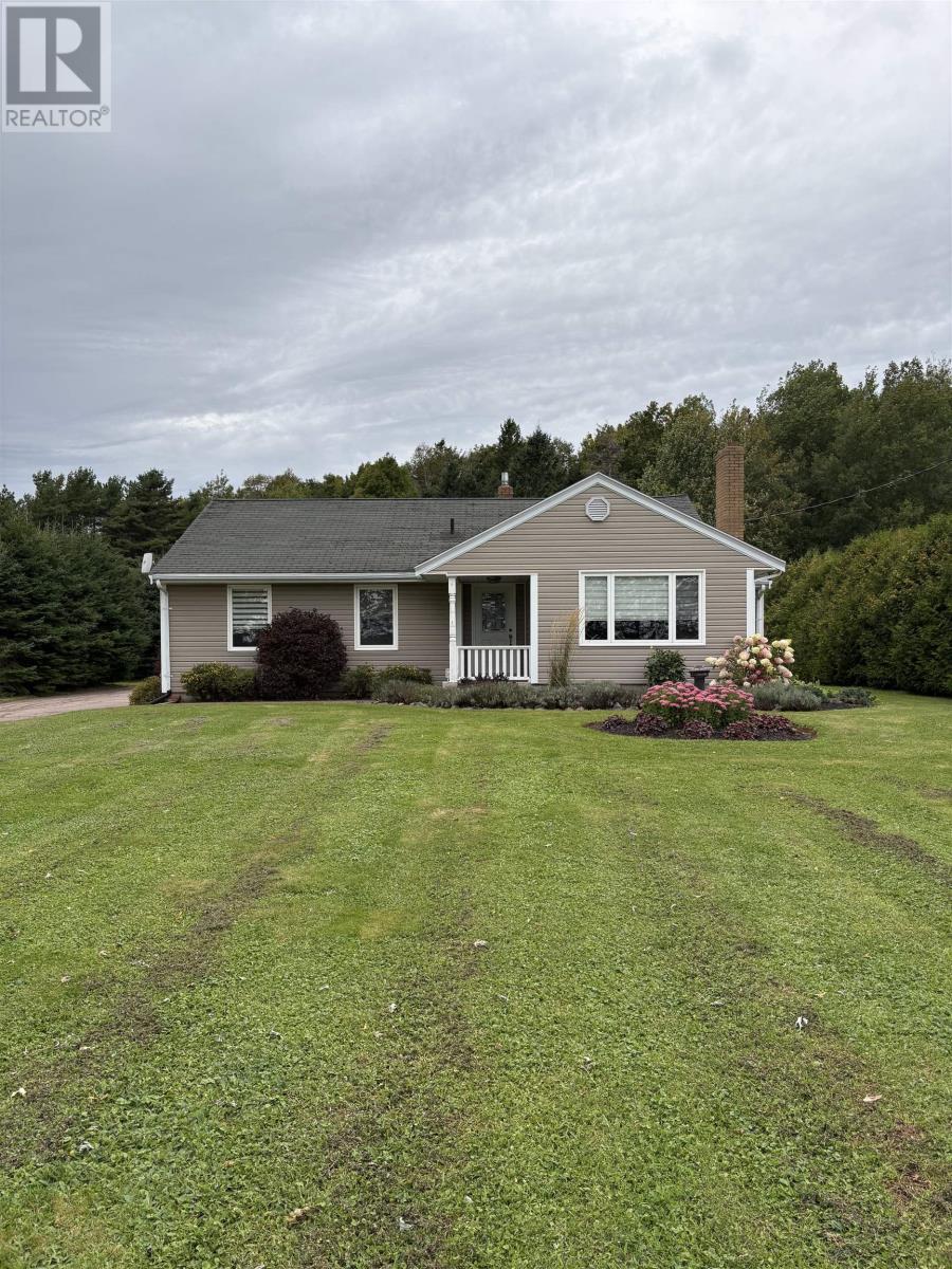 22900 Trans Canada Highway Property Photo 1
