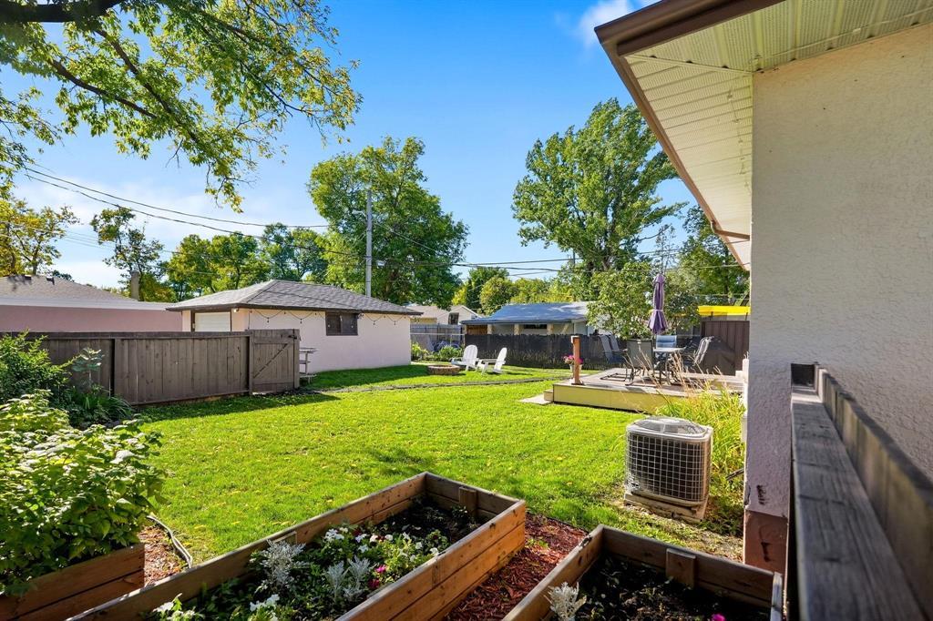 384 Kimberly Avenue Property Photo 24