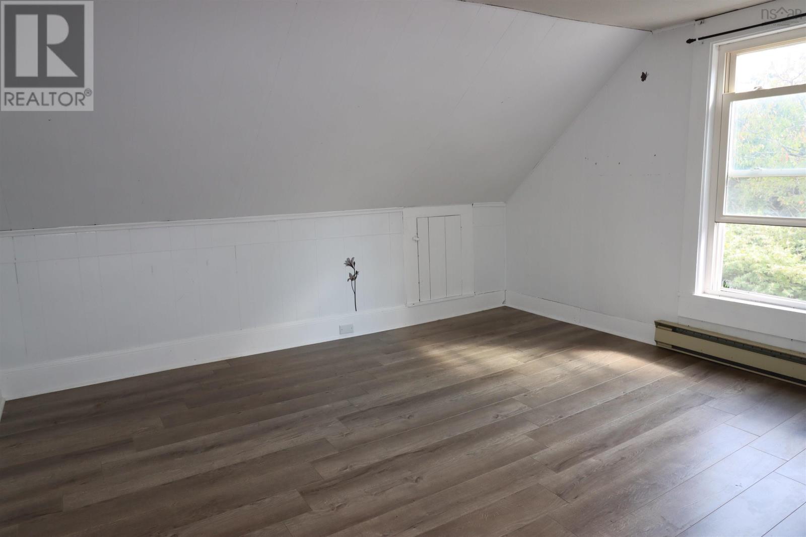1361 River Road Property Photo 37