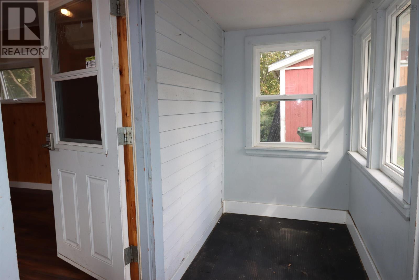 1361 River Road Property Photo 48