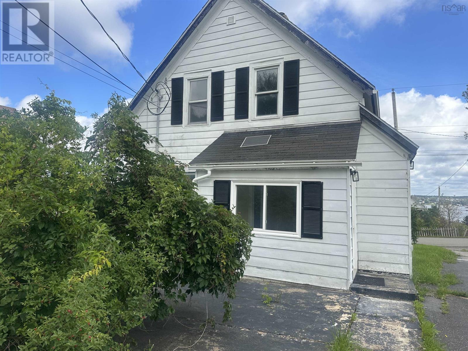 445 Murray Street Property Photo 2
