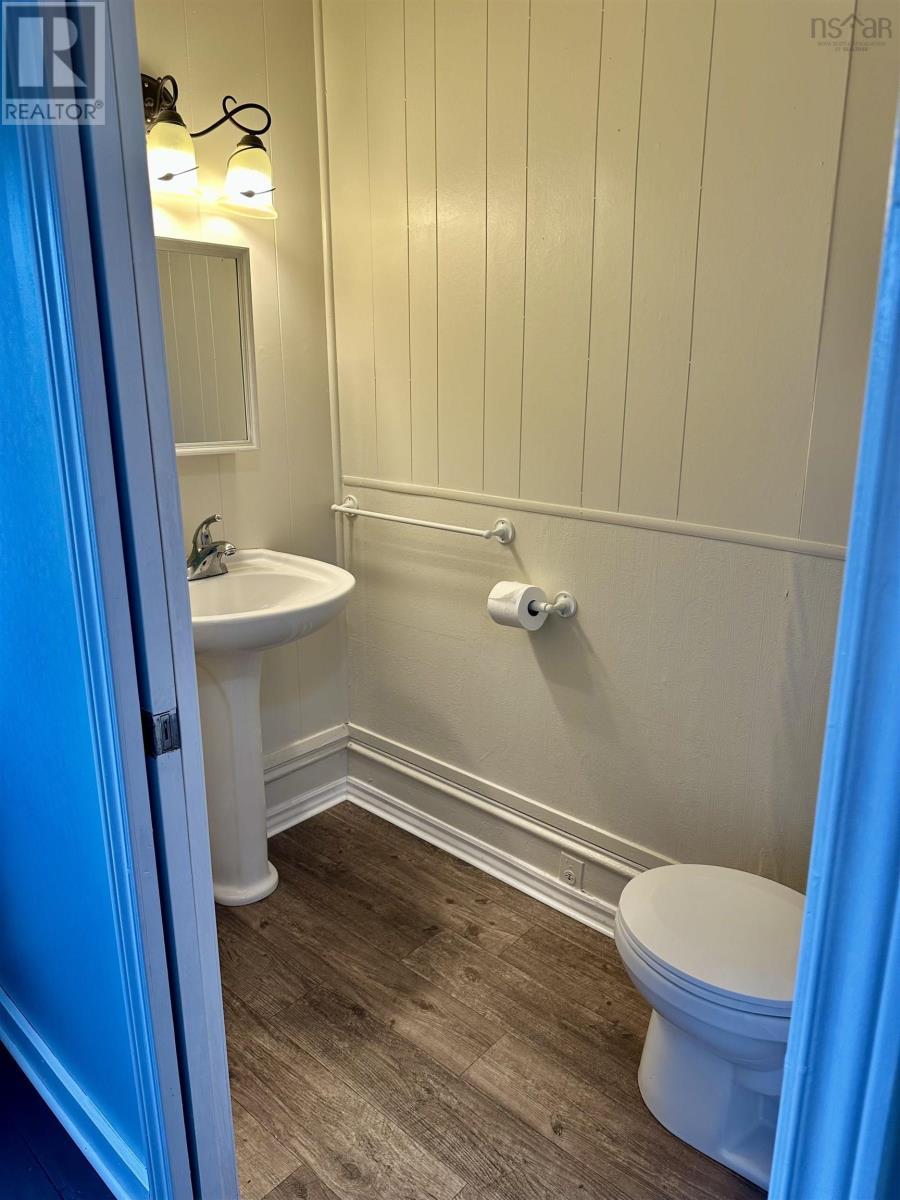 445 Murray Street Property Photo 16