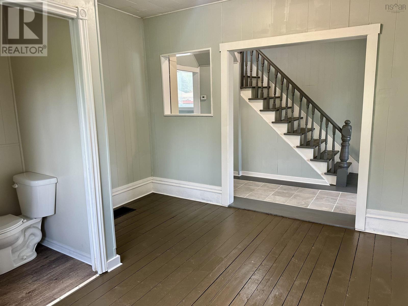 445 Murray Street Property Photo 19