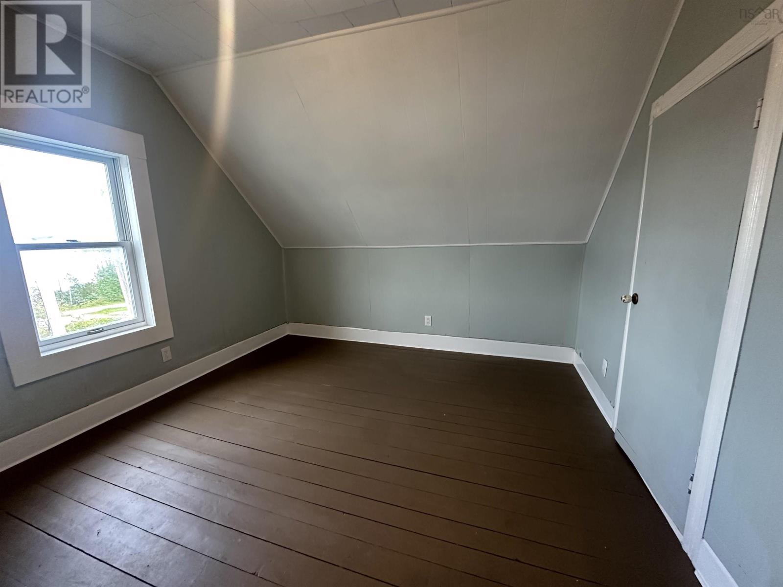 445 Murray Street Property Photo 22