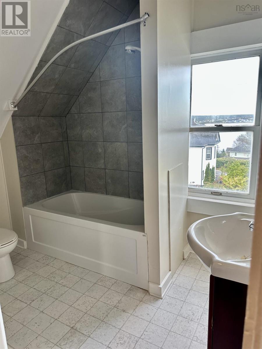 445 Murray Street Property Photo 26