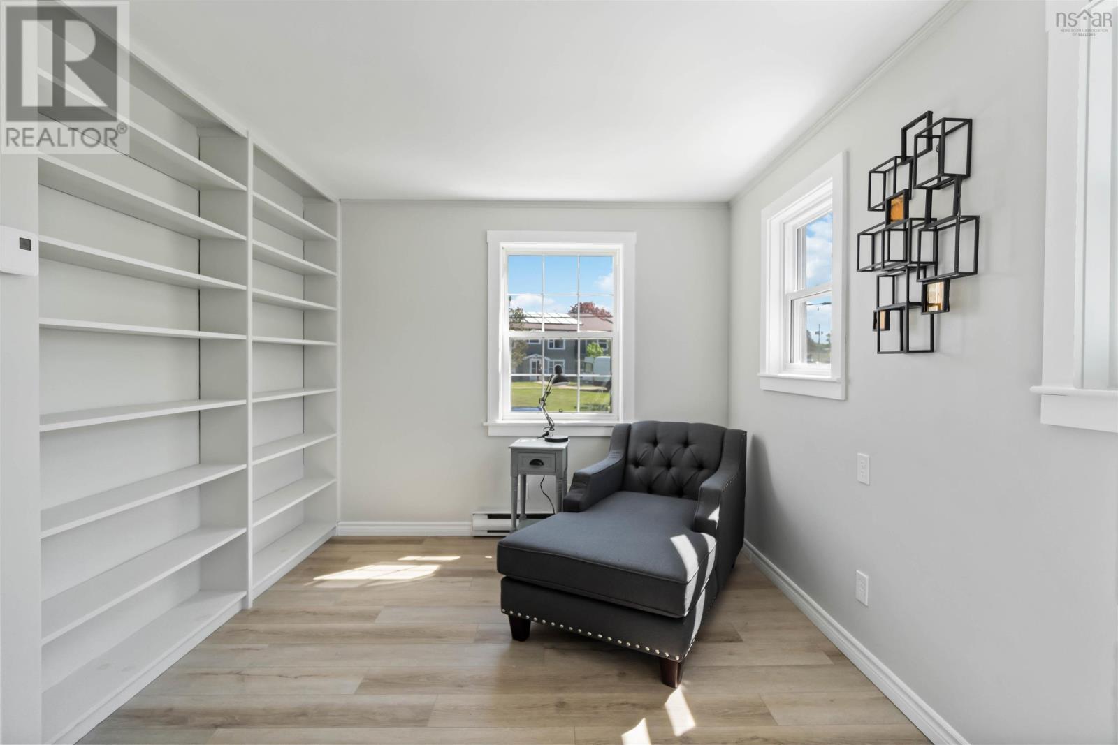 18 Woodman Road Property Photo 16