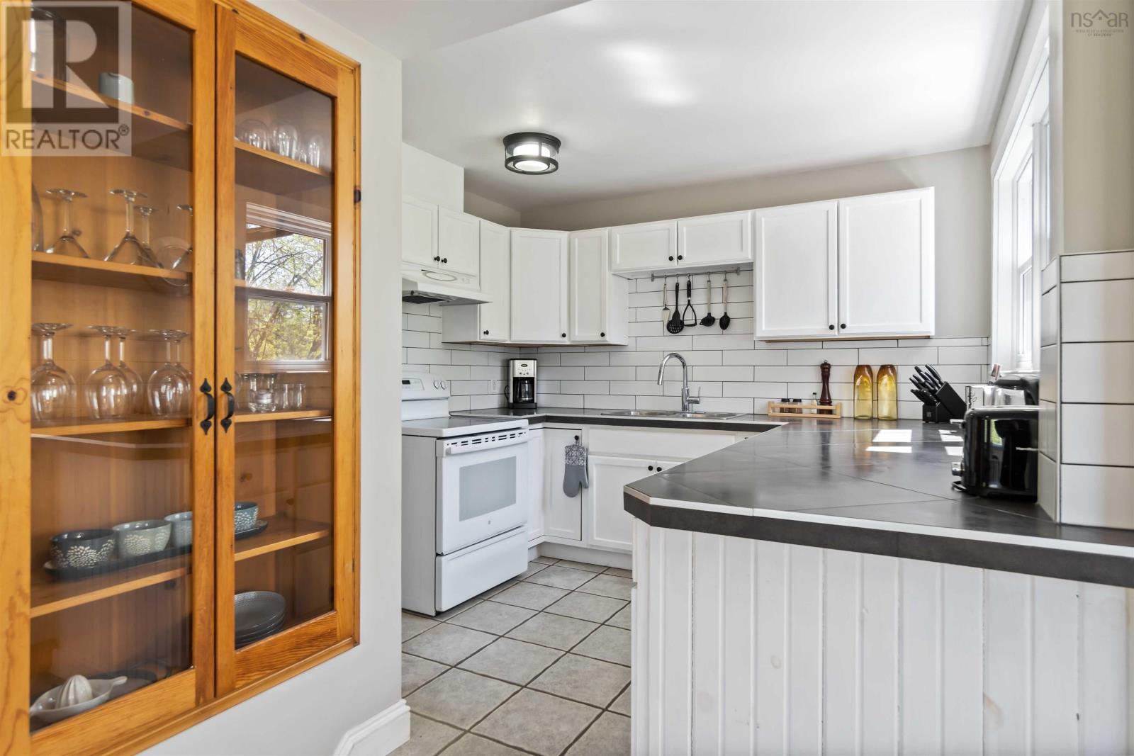 18 Woodman Road Property Photo 22