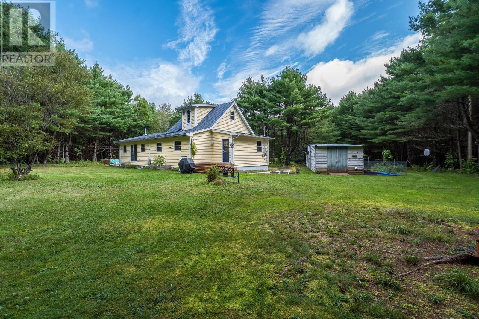 2699 Cornwall Road Property Photo 1