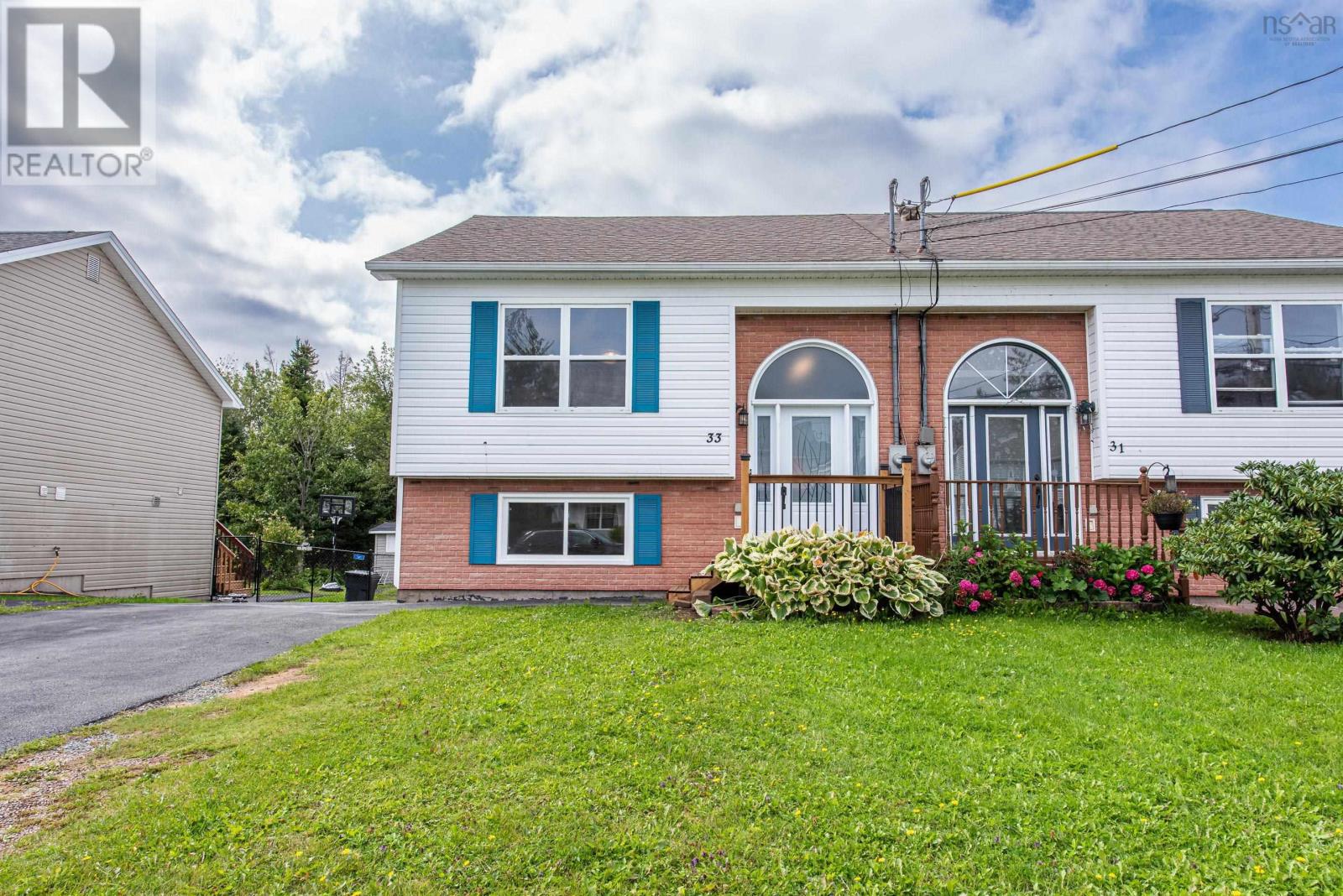 33 Brookview Drive Property Photo 1