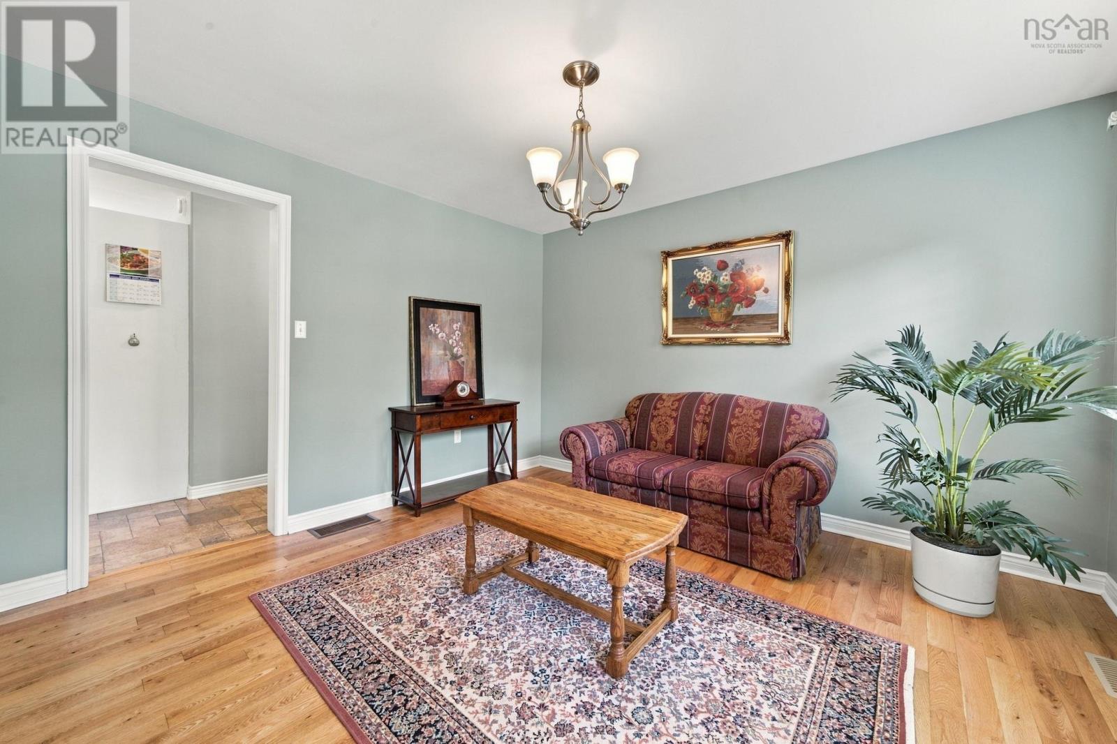 61 Terradore Lane Property Photo 16