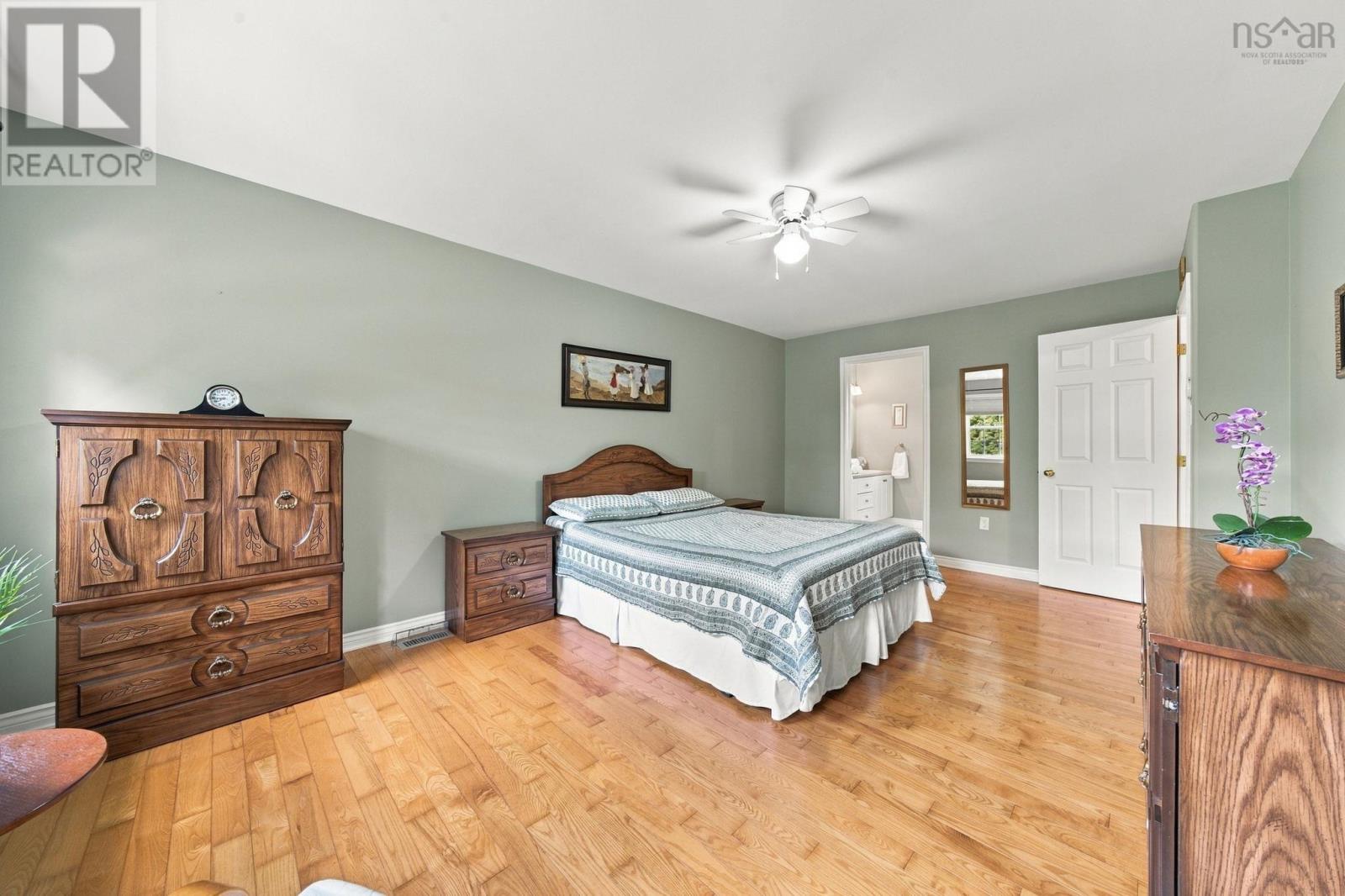 61 Terradore Lane Property Photo 24