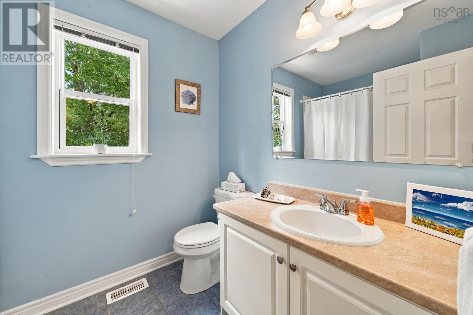 61 Terradore Lane Property Photo 32
