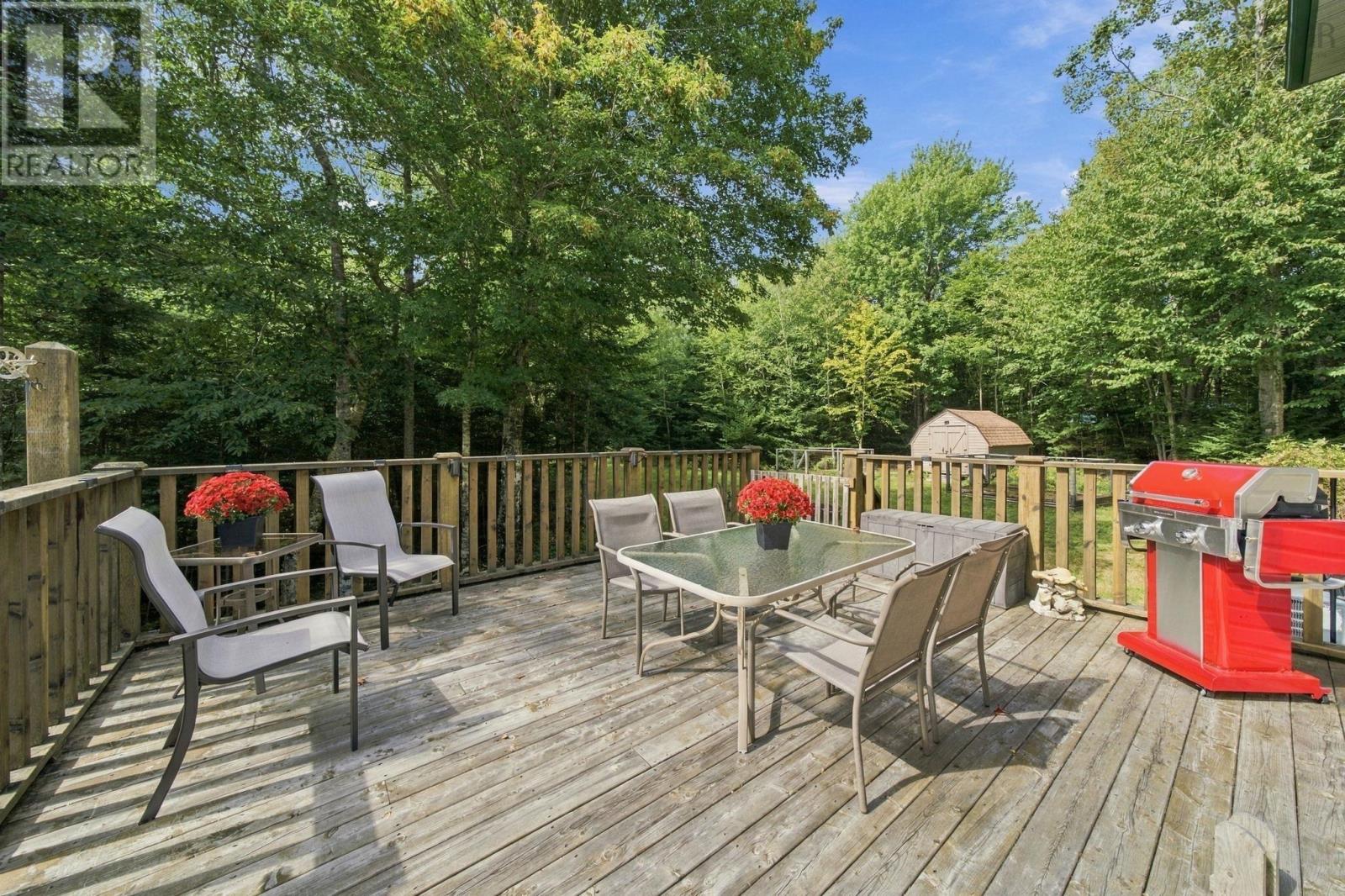 61 Terradore Lane Property Photo 40