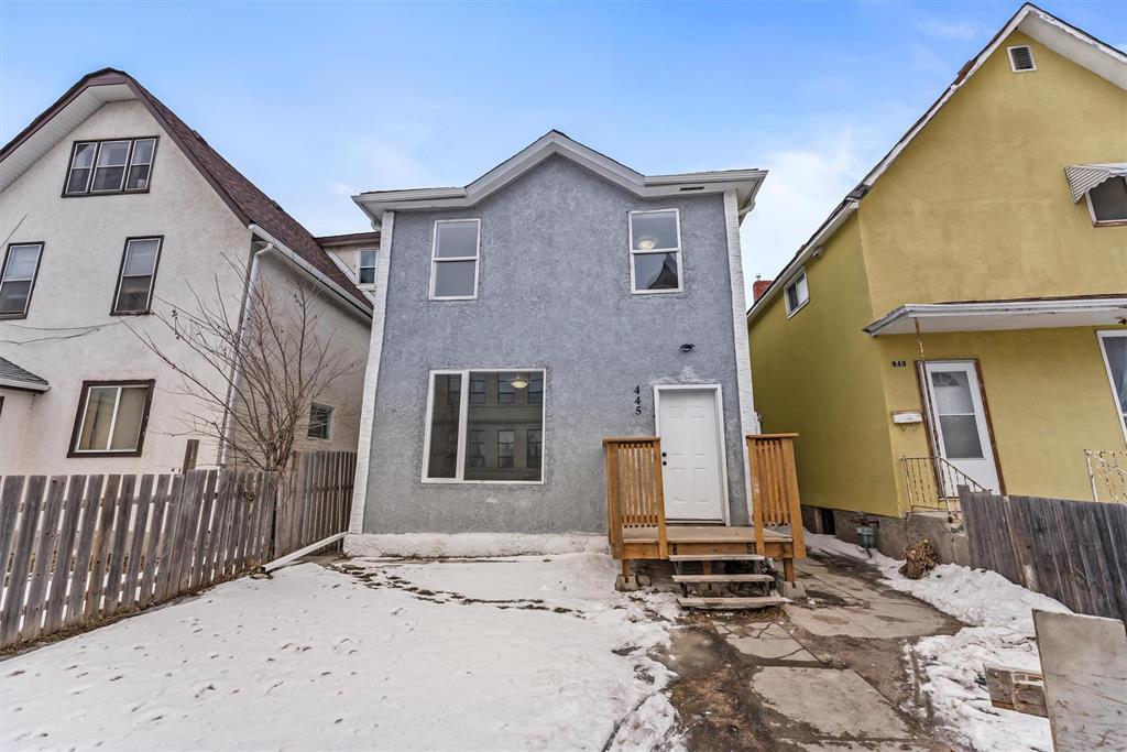 445 William Avenue Property Photo 1