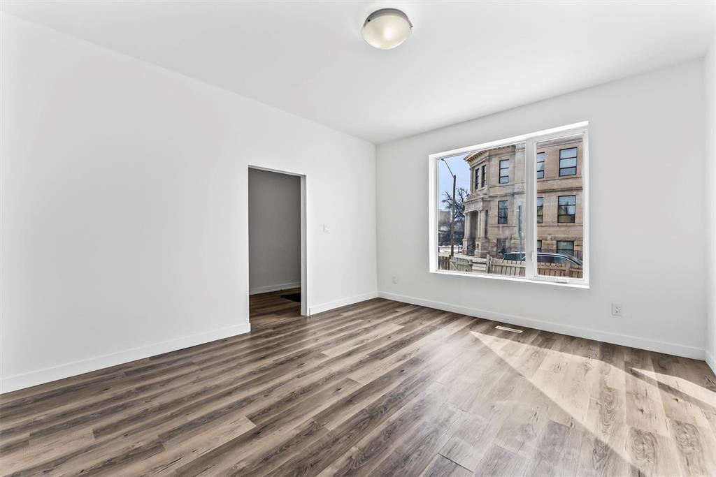 445 William Avenue Property Photo 3