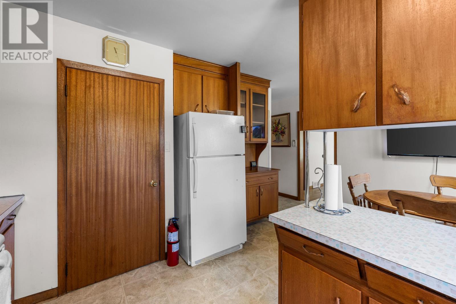 329 High Street Property Photo 19