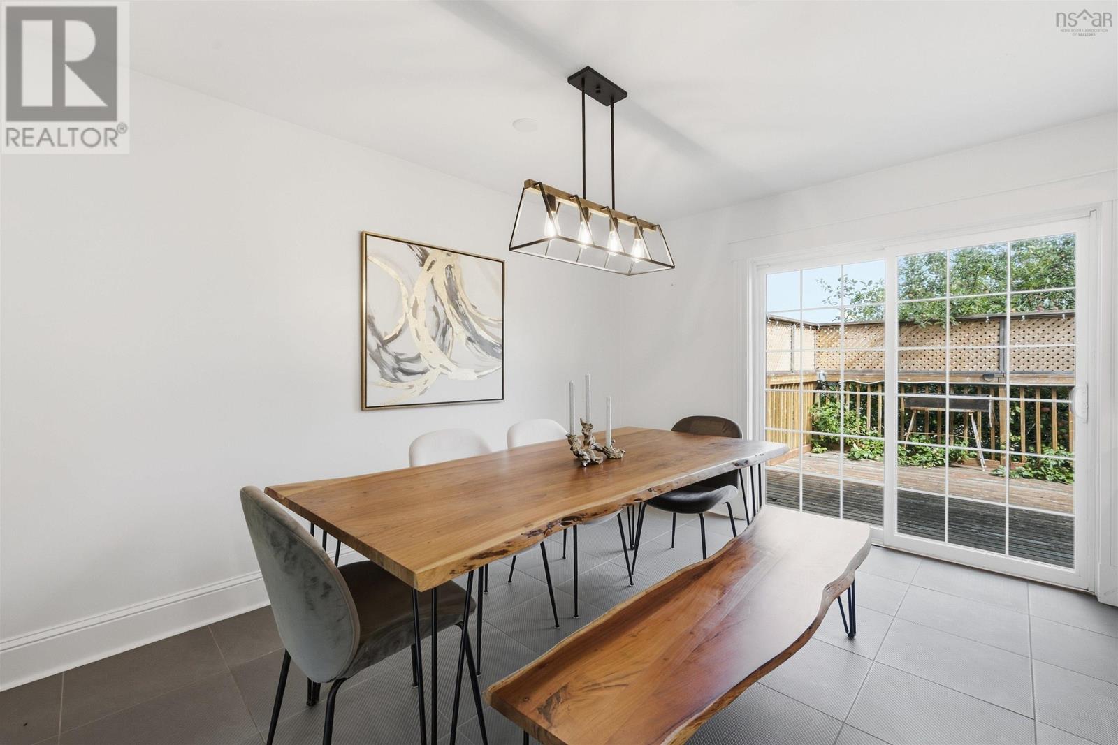 11 Laurentian Drive Property Photo 11