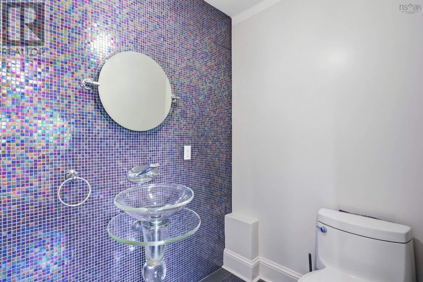 11 Laurentian Drive Property Photo 15