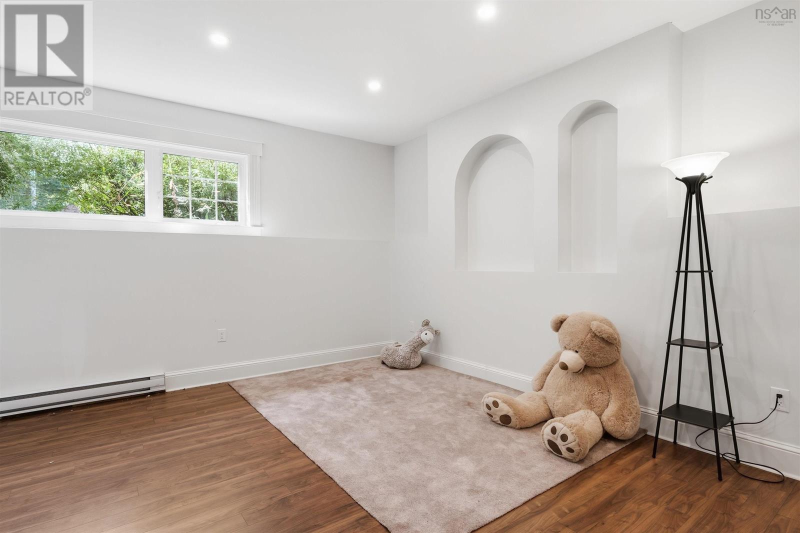 11 Laurentian Drive Property Photo 31