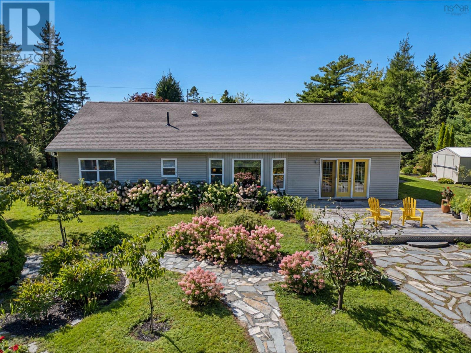 179 Lochmoor Lane Property Photo 45