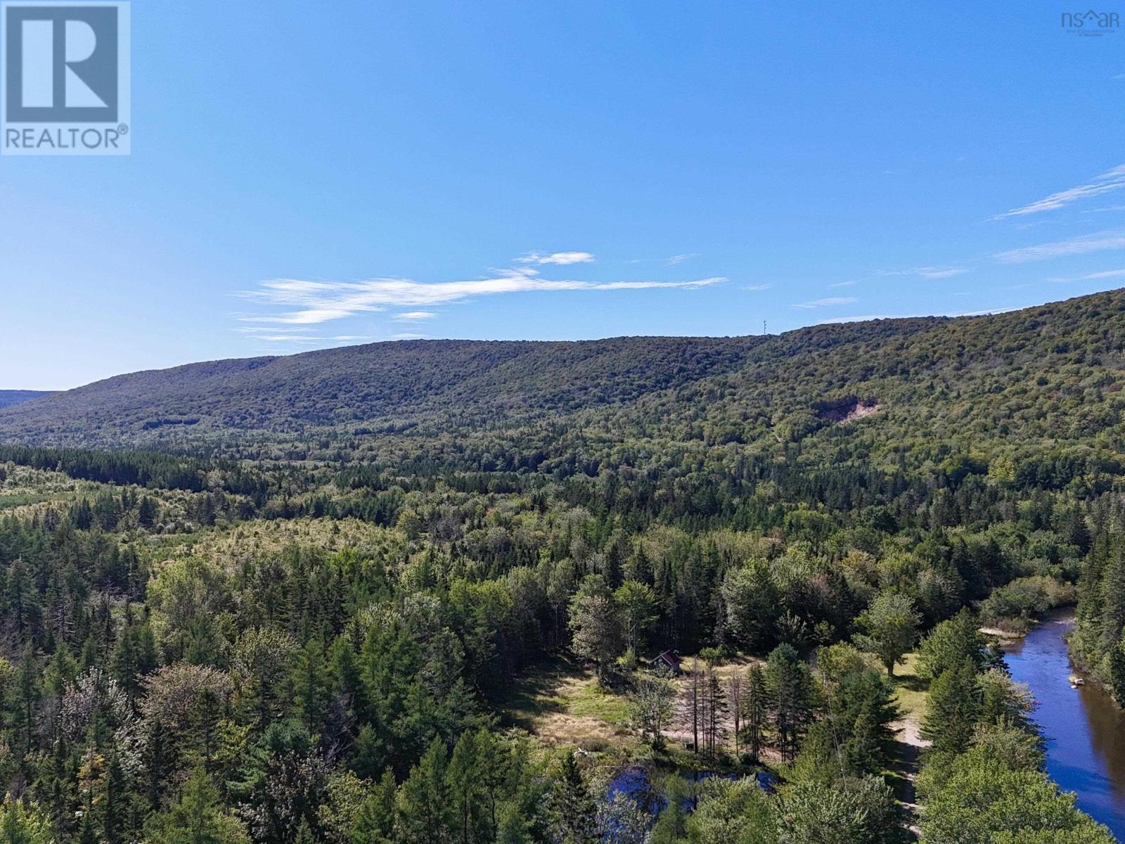 3999 Highway105 Property Photo 1