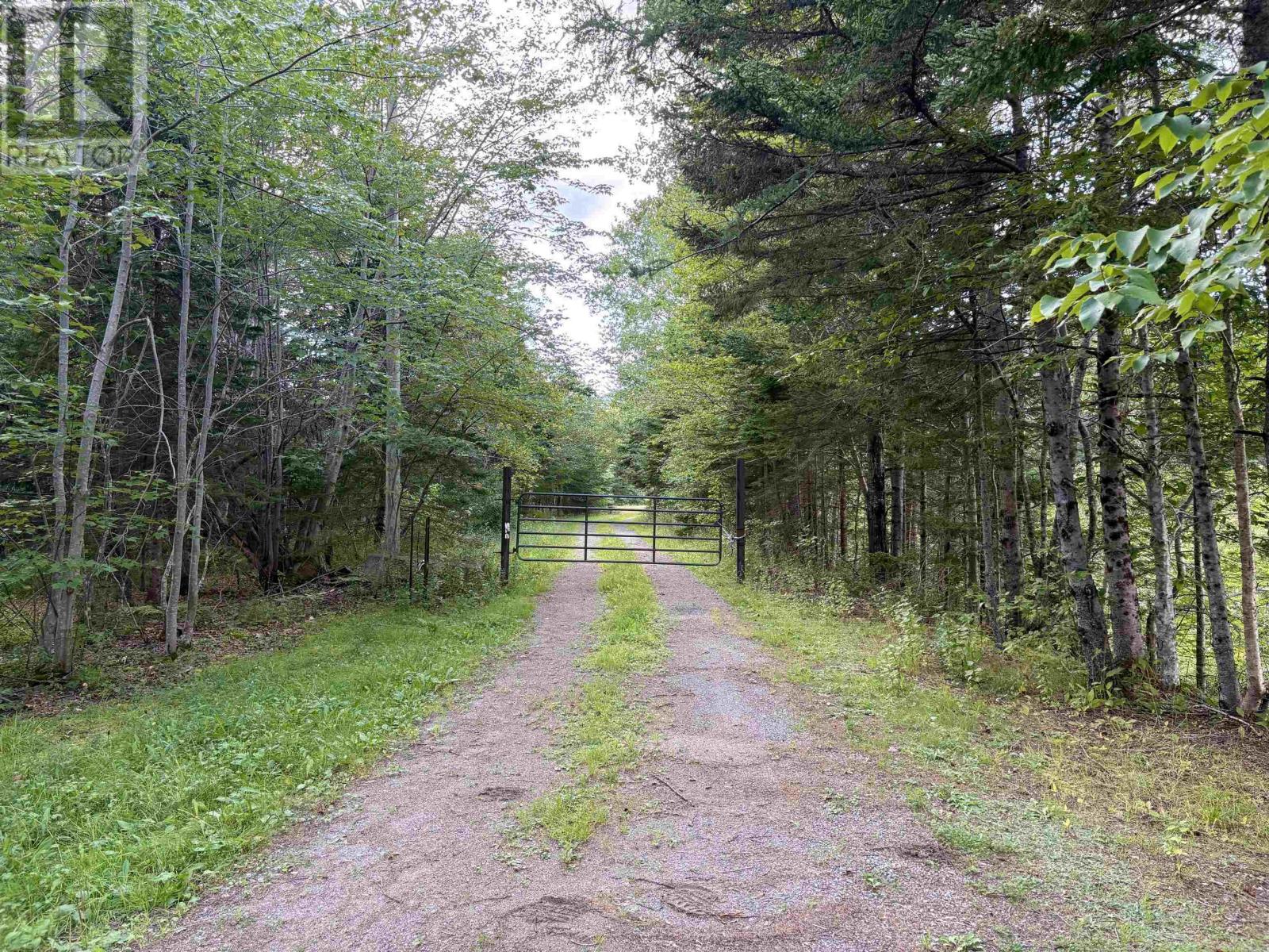 3999 Highway105 Property Photo 3