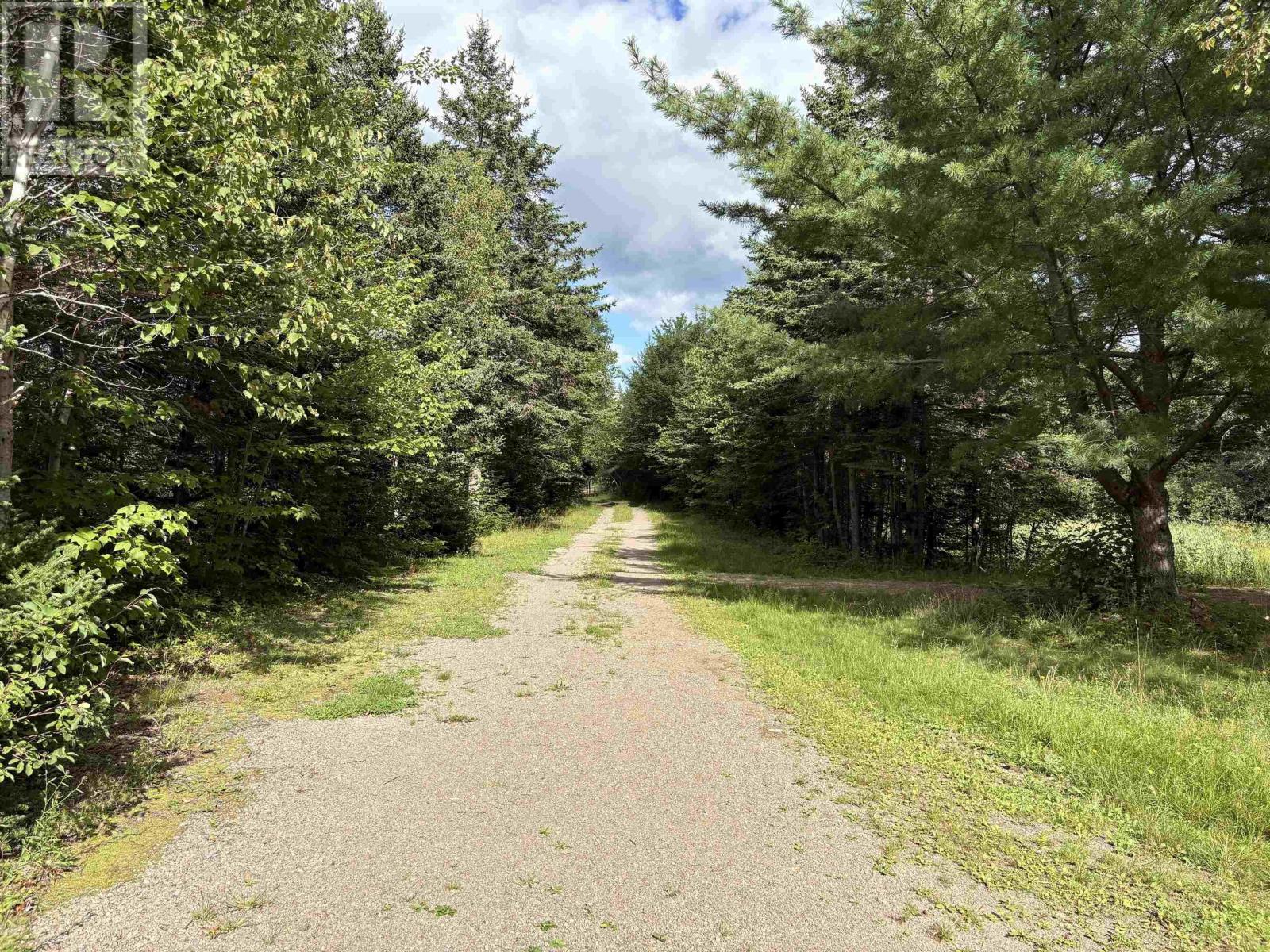 3999 Highway105 Property Photo 8
