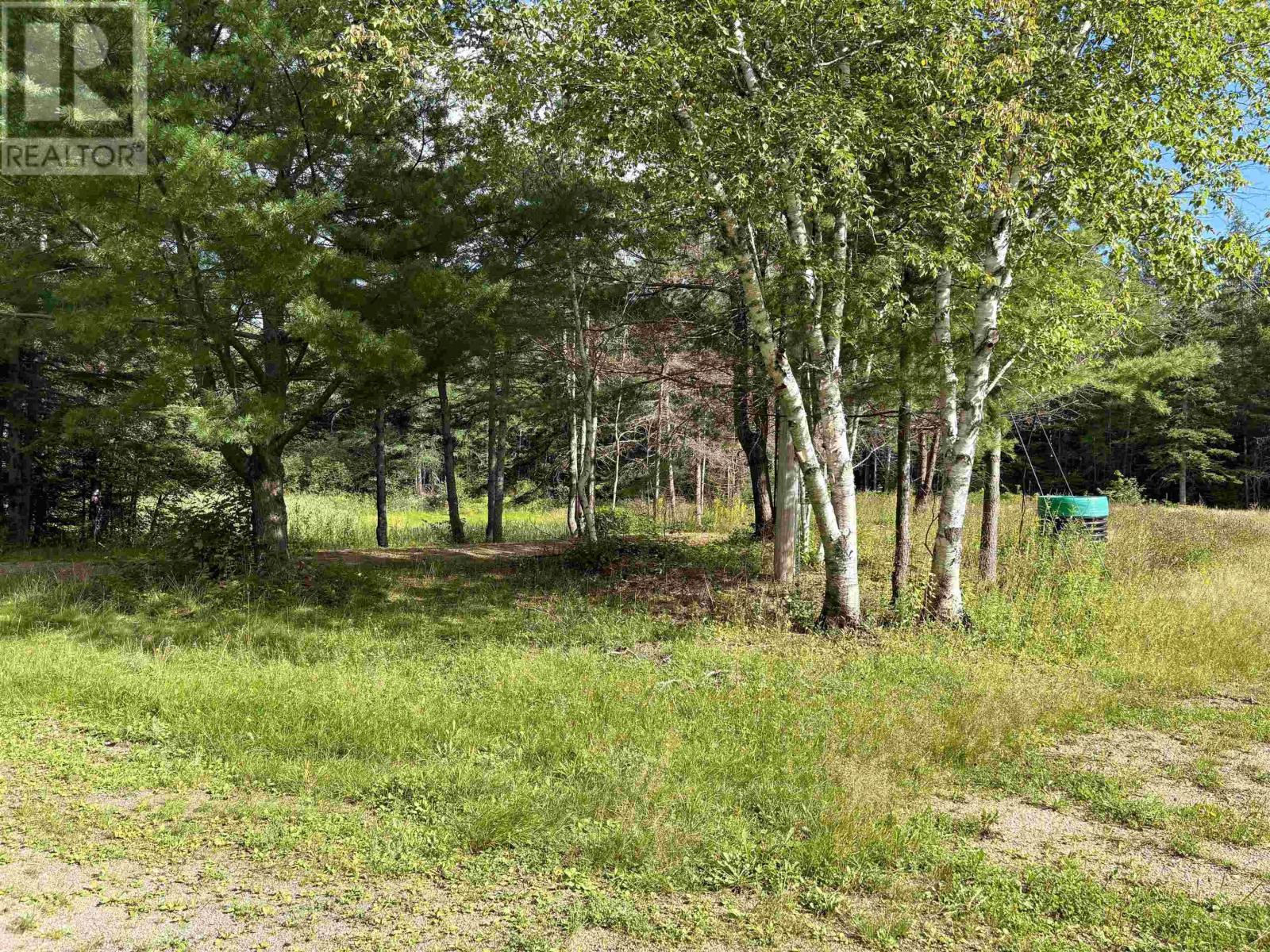 3999 Highway105 Property Photo 9