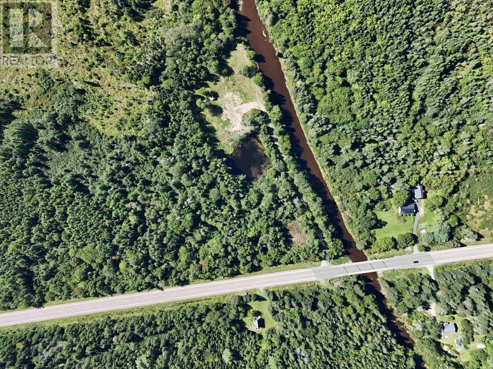 3999 Highway105 Property Photo 13