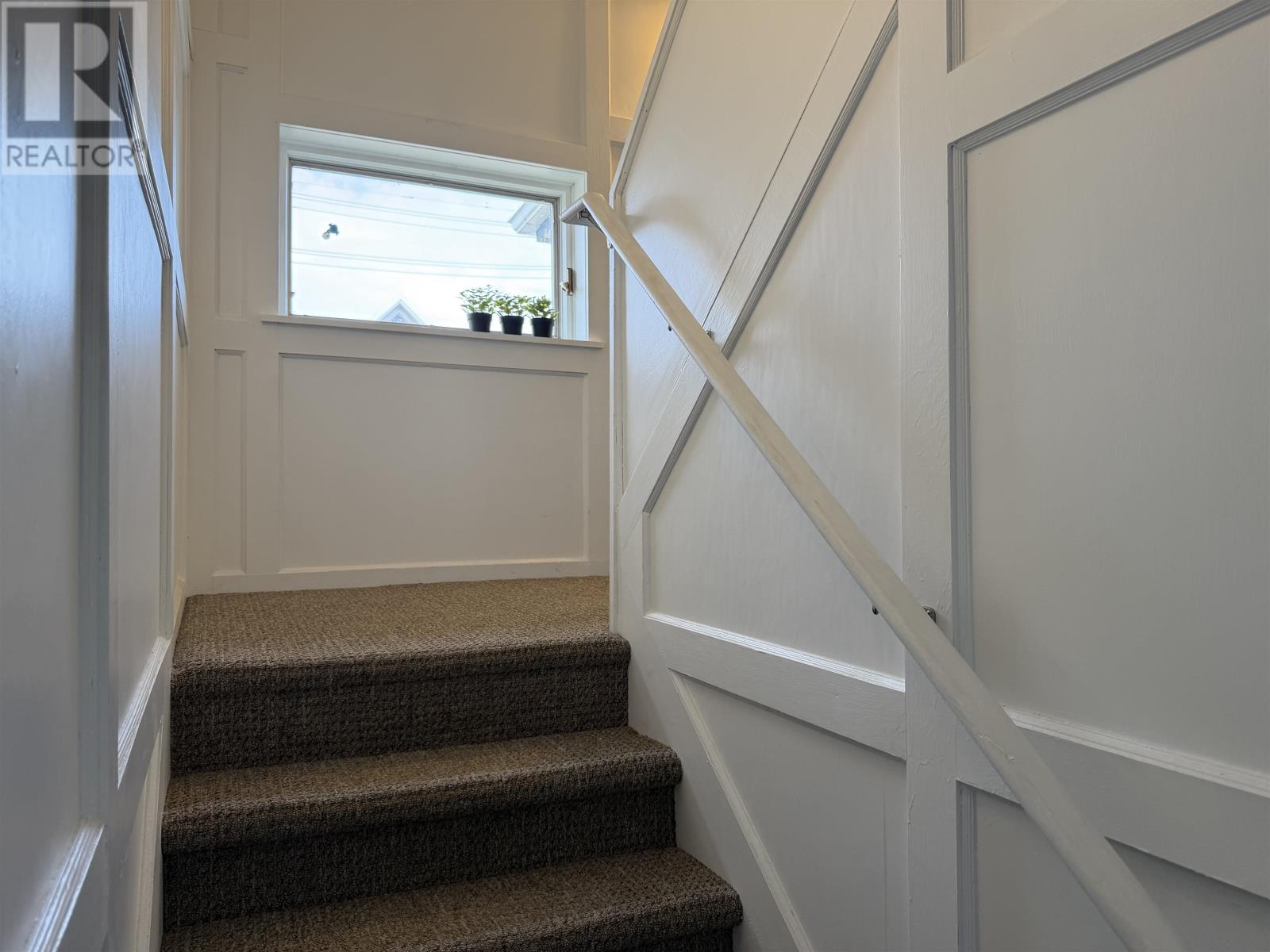 91 Central Street Property Photo 16
