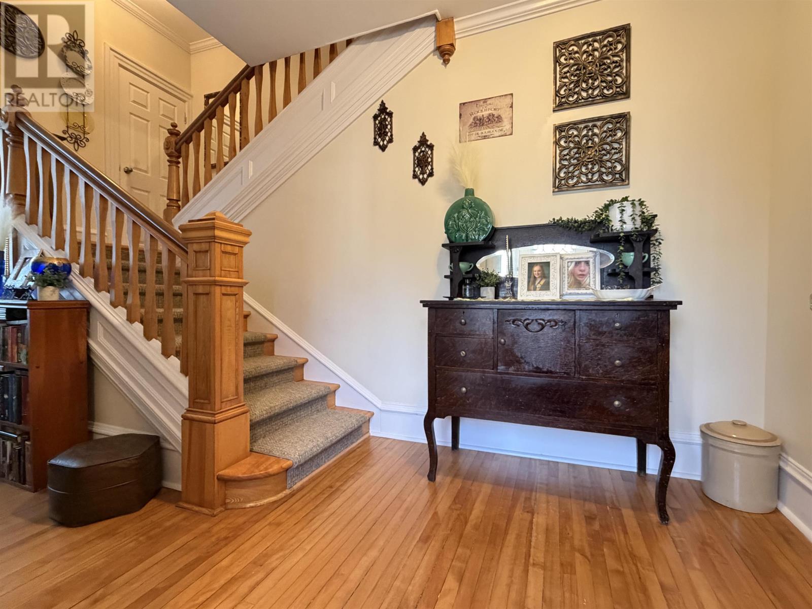 91 Central Street Property Photo 35