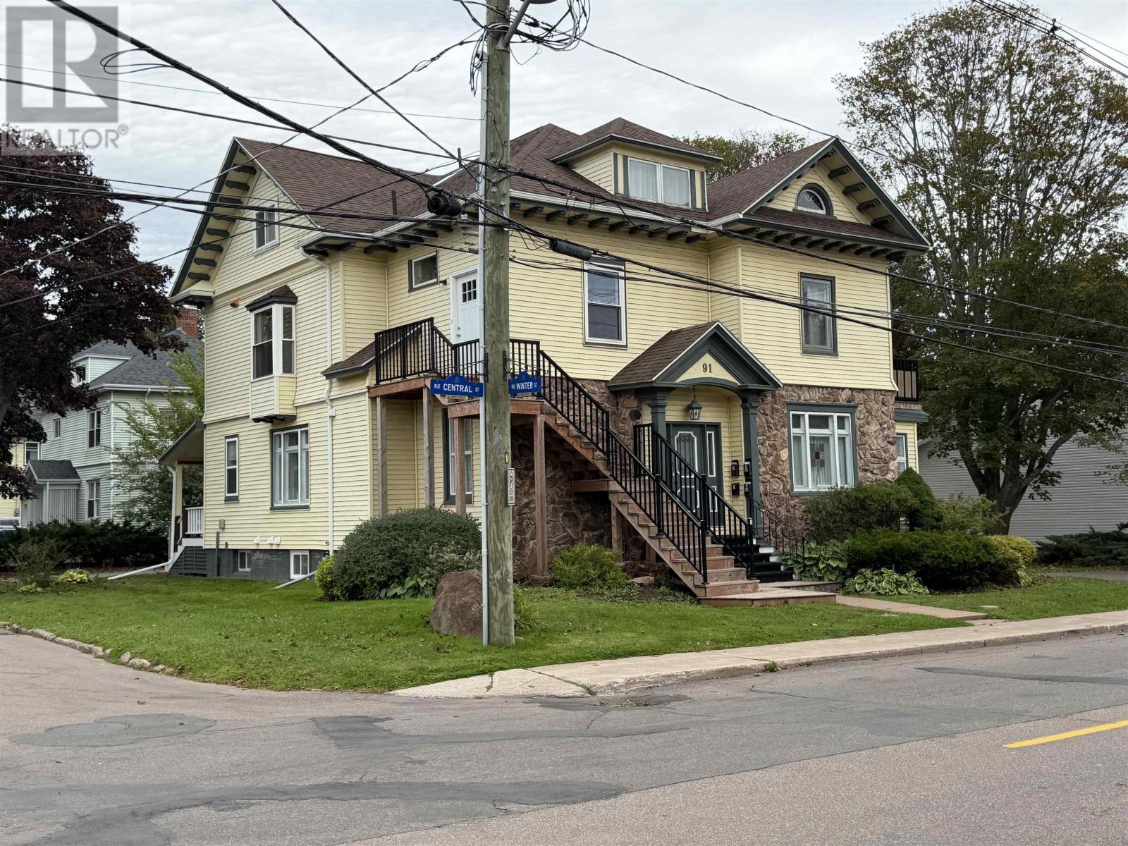 91 Central Street Property Photo 47