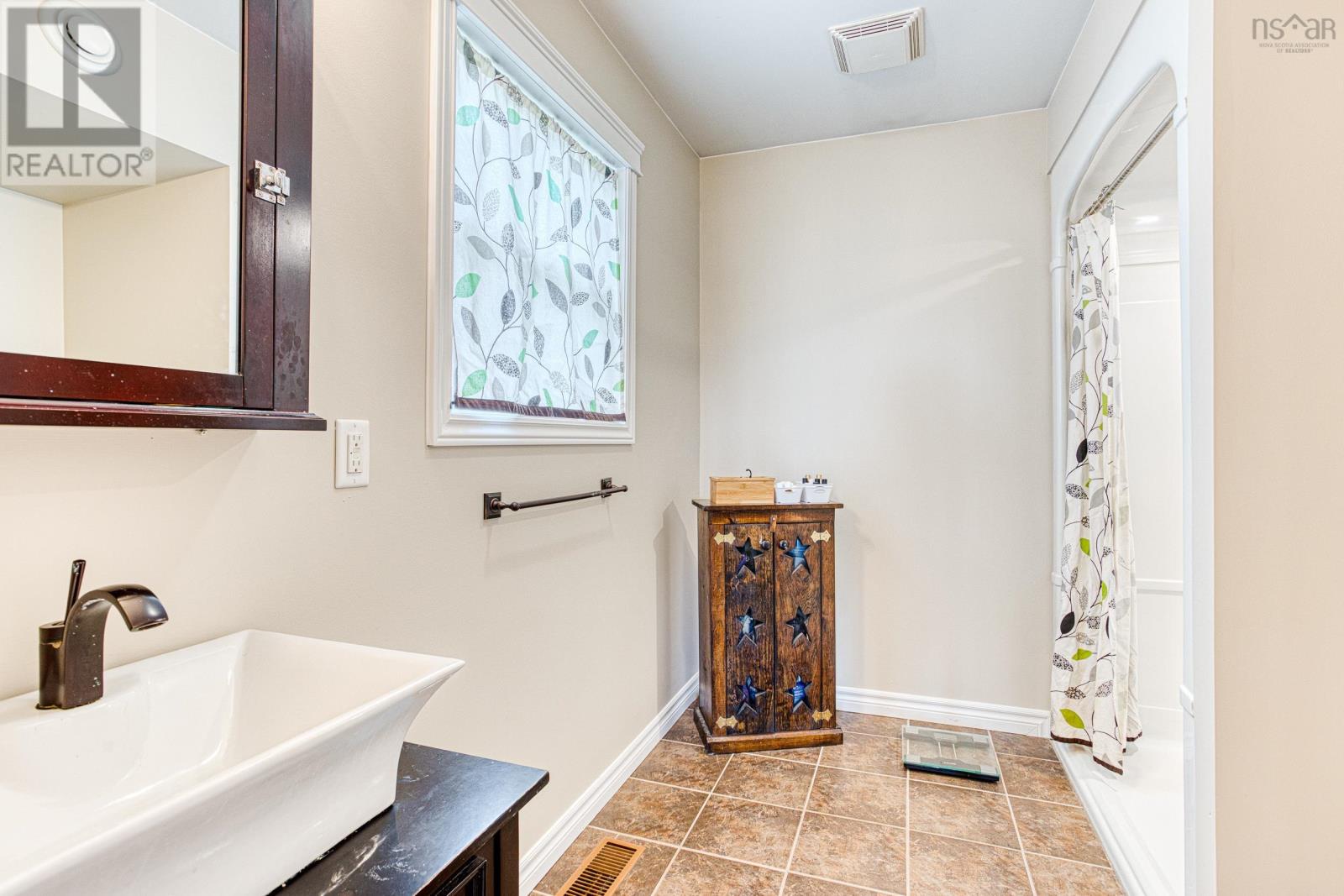 5221 Highway 289 Property Photo 35