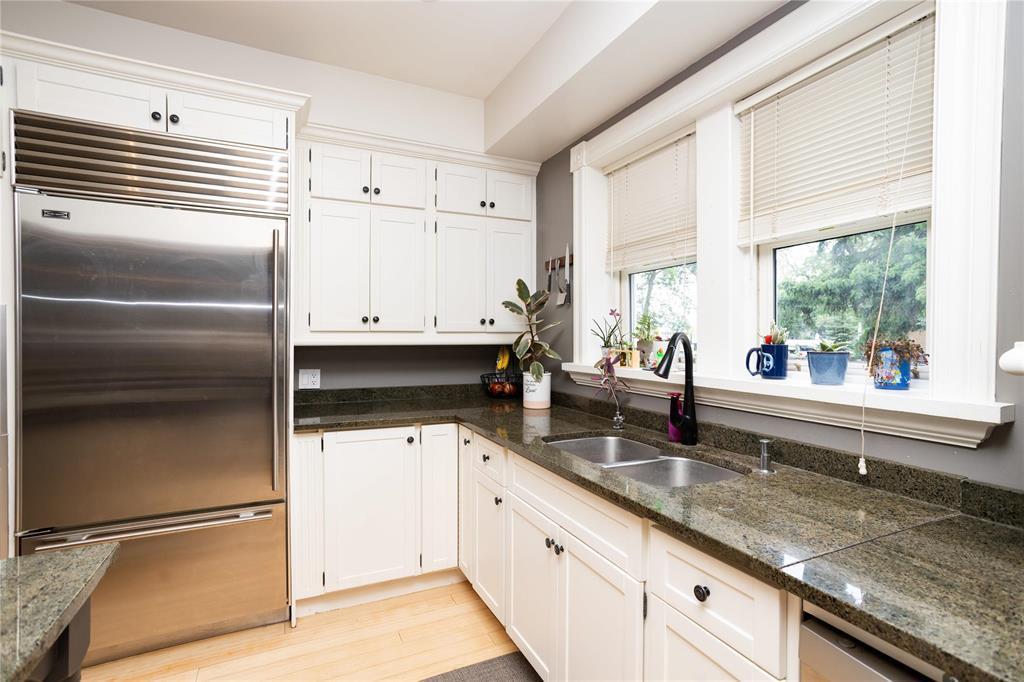 152 2nd Street Se Property Photo 12