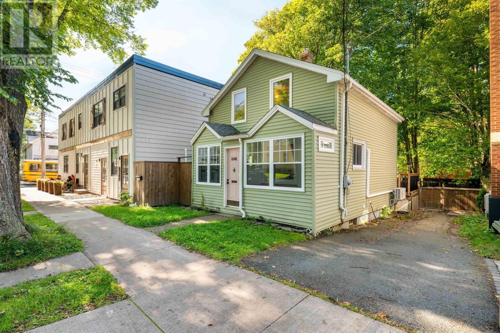 6385 Liverpool Street Property Photo 2
