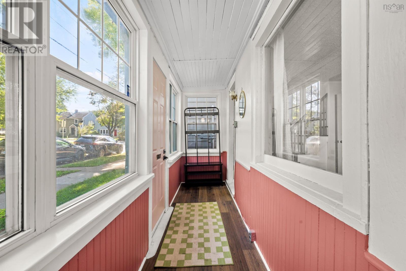 6385 Liverpool Street Property Photo 4