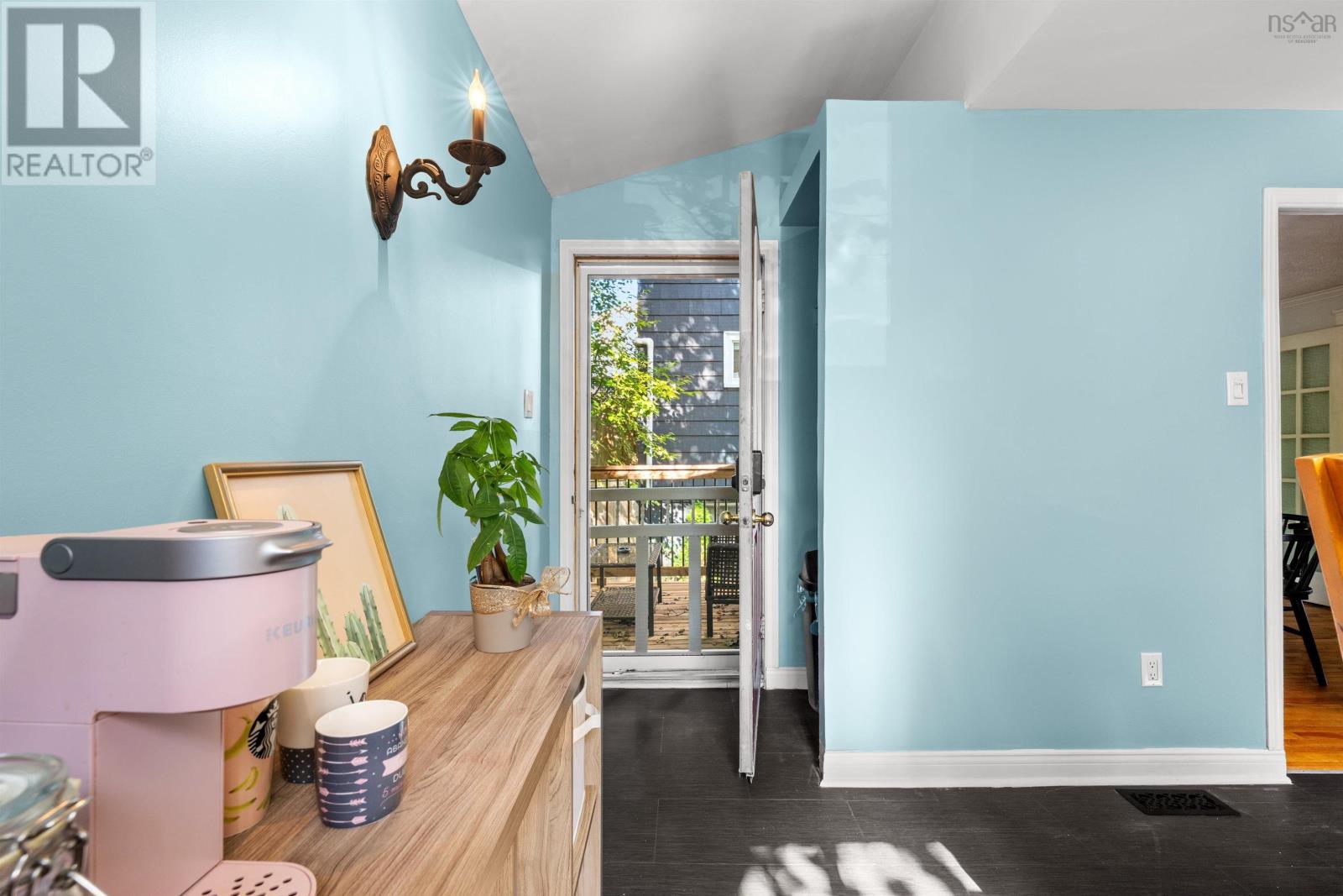 6385 Liverpool Street Property Photo 20