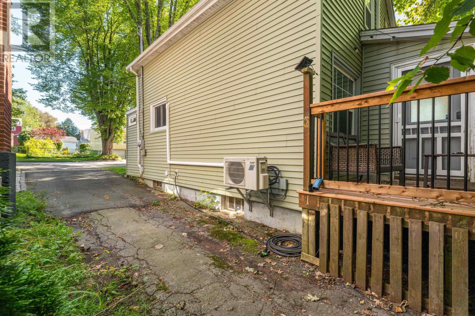6385 Liverpool Street Property Photo 35