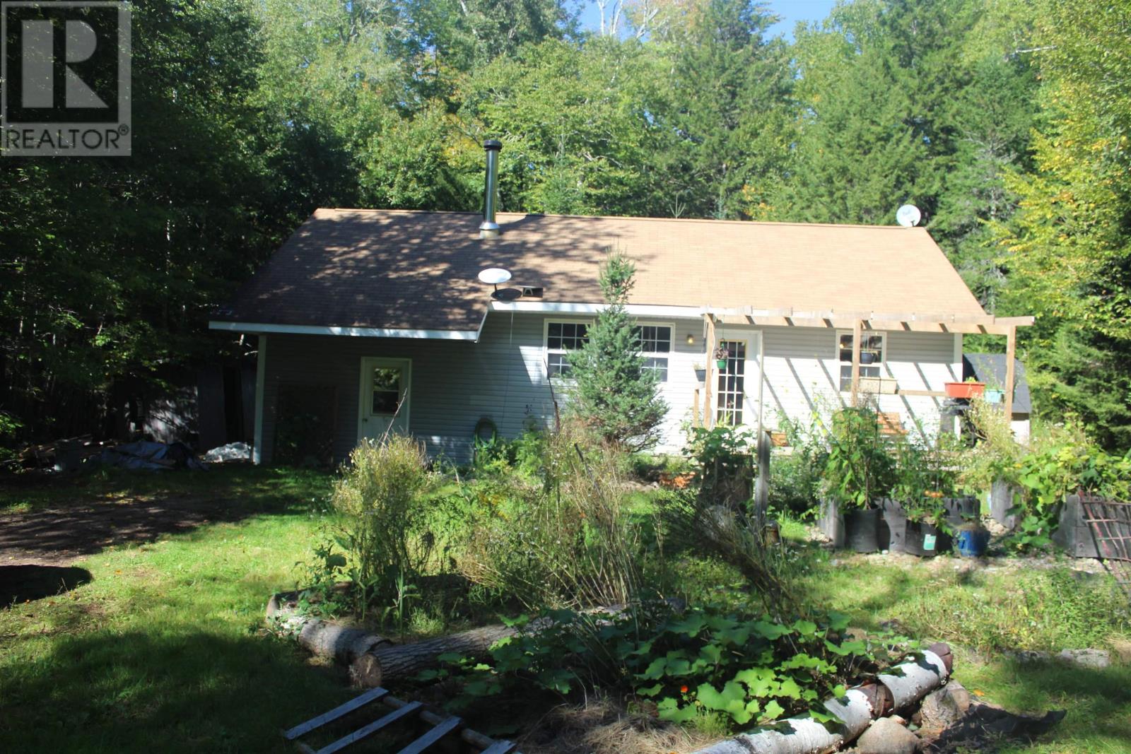 602 Lakecrest Road Property Photo 1