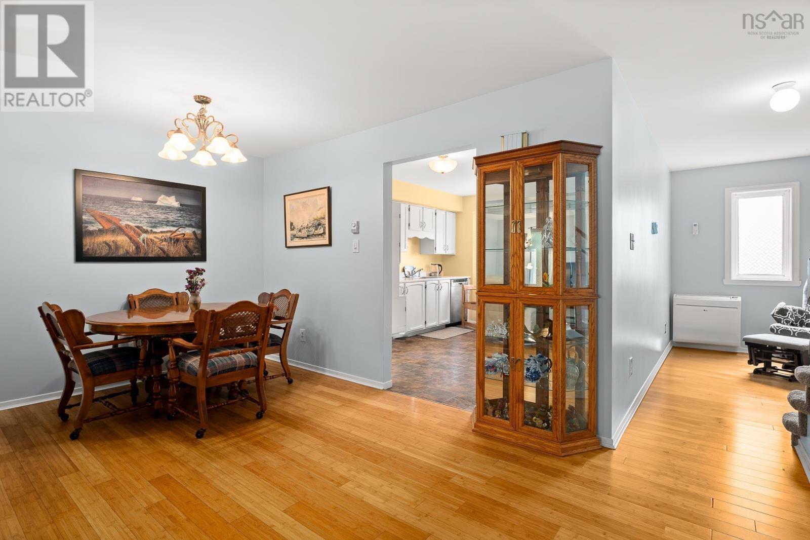 44 Collins Grove Property Photo 8