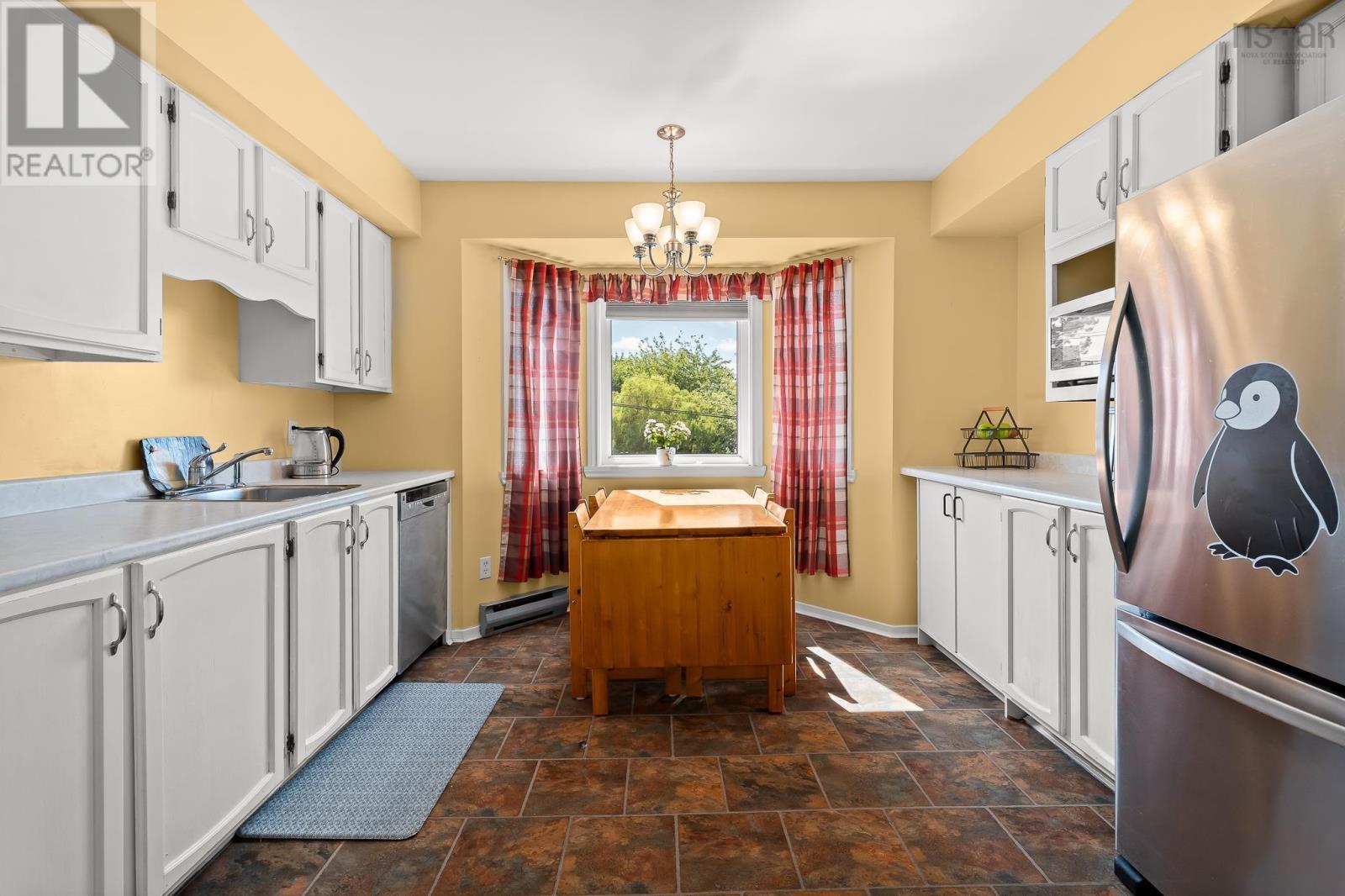44 Collins Grove Property Photo 10