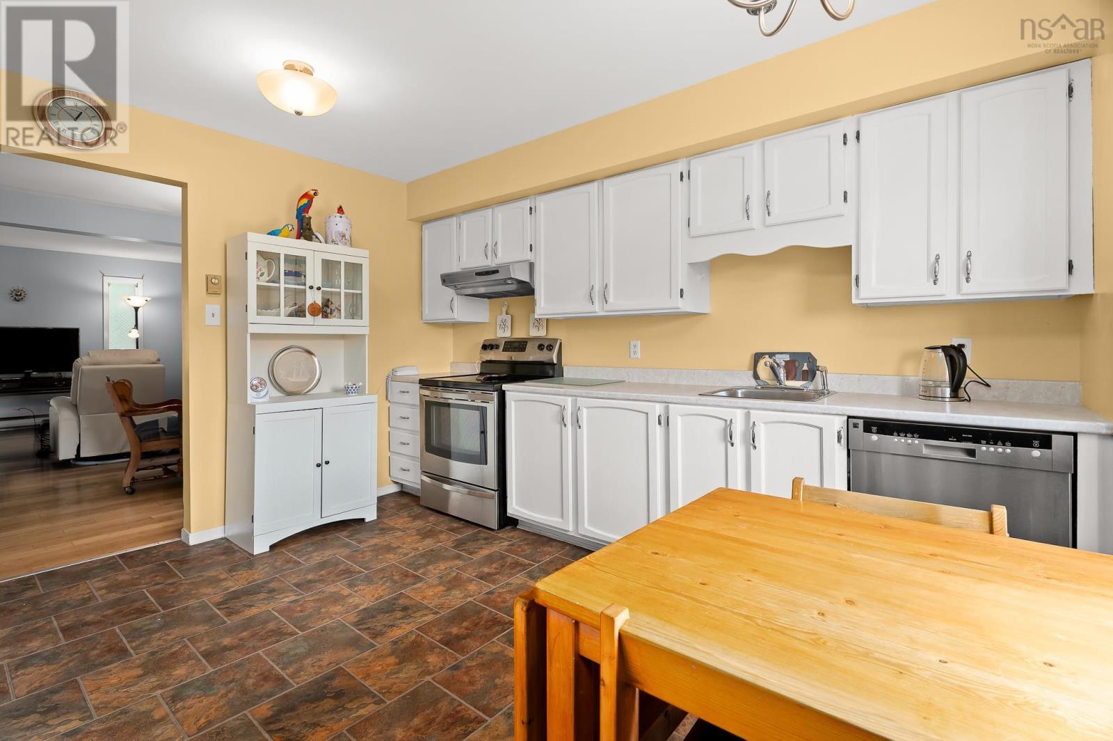 44 Collins Grove Property Photo 12
